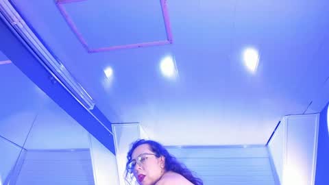 jenifer_cruz online show from 04.30.26