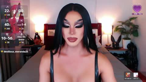 Queen Jenifer online show from 04.23.26