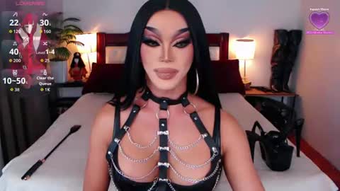 Queen Jenifer online show from 06.09.26