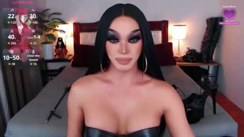 Queen Jenifer online show from 07.08.26