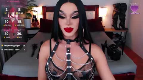 Queen Jenifer online show from 07.24.26