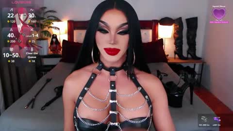 Queen Jenifer online show from 07.26.26