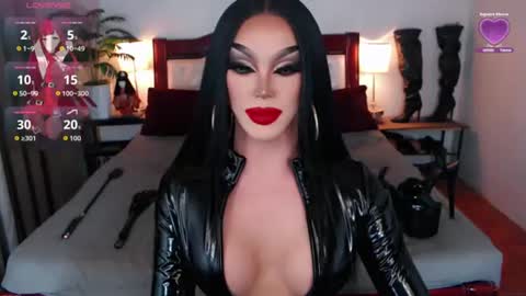 Queen Jenifer online show from 08.02.26