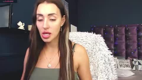 Snapshot of jeniferstone chatting on 07.14.26 Kira online show from 07.14.26