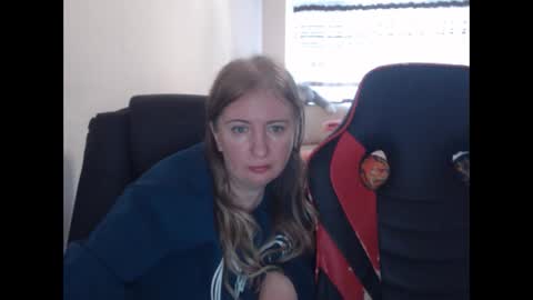 JenisAndPeter online show from 10.30.25