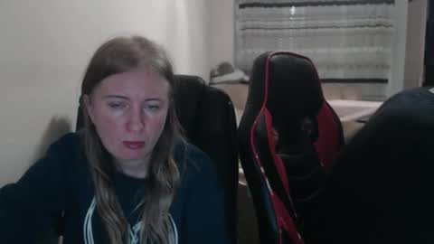 Snapshot of jenisandpeter chatting on 11.02.25 JenisAndPeter online show from 11.02.25