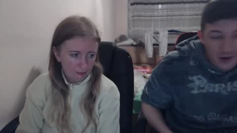 Snapshot of jenisandpeter chatting on 11.07.25 JenisAndPeter online show from 11.07.25