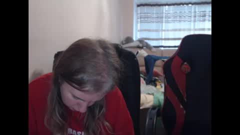 Snapshot of jenisandpeter chatting on 11.19.25 JenisAndPeter online show from 11.19.25