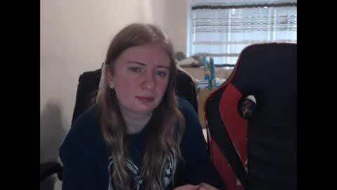 Snapshot of jenisandpeter chatting on 12.04.25 JenisAndPeter online show from 12.04.25