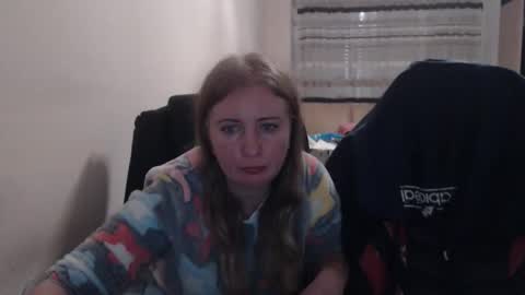 Snapshot of jenisandpeter chatting on 12.18.25 JenisAndPeter online show from 12.18.25