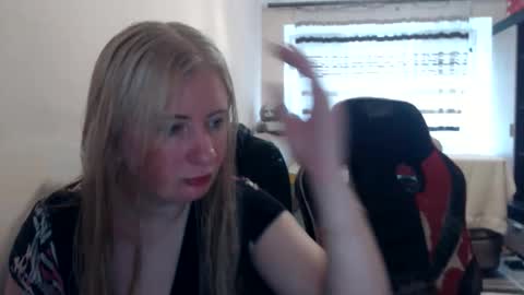 JenisAndPeter online show from 05.30.26