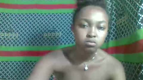 Snapshot of jenisca123 chatting on 10.03.25 jenisca123 online show from 10.03.25