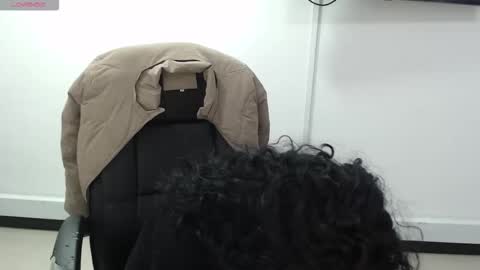 Snapshot of jenn_cg chatting on 09.23.25 jenn online show from 09.23.25