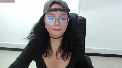 Snapshot of jenn_cg chatting on 12.02.25 jenn online show from 12.02.25