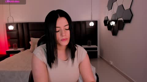 Jenna Olson  online show from 01.30.25