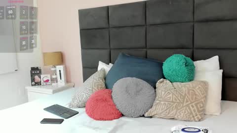 jenner_madison online show from 02.08.26