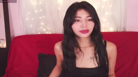Jenner online show from 05.09.26