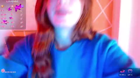 Snapshot of jenni_arango chatting on 06.26.26 Jenny online show from 06.26.26