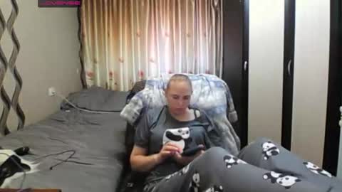 JenniDeep online show from 04.27.26