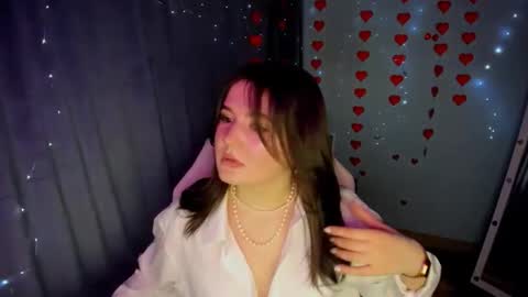 Snapshot of jennie_berry chatting on 03.08.26 Jennie online show from 03.08.26