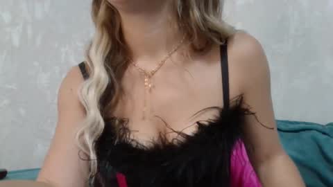 Snapshot of jennifer838 chatting on 12.14.24 Jennifer online show from 12.14.24