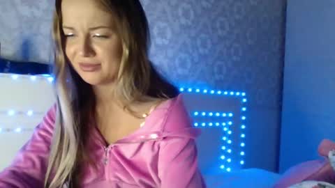 Snapshot of jennifer838 chatting on 01.26.25 Jennifer online show from 01.26.25