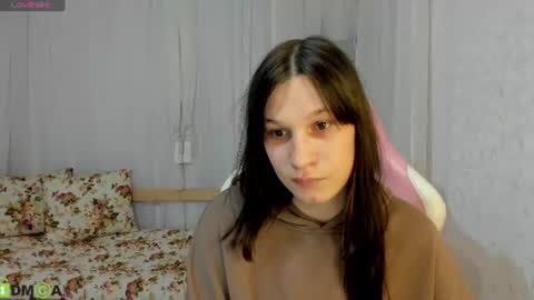 Snapshot of jennifer_broccoli chatting on 08.05.26 Jeni online show from 08.05.26