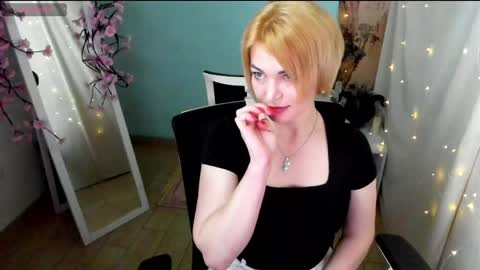 Jennifer online show from 05.05.26