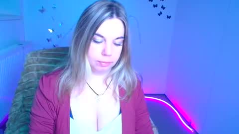 Jennifer online show from 05.04.26