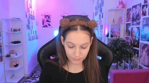 jenniferkiim online show from 03.08.26