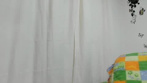 Snapshot of jenniferloveyou chatting on 12.14.24 jenniferloveyou online show from 12.14.24