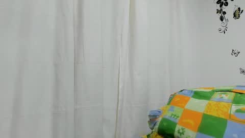 Snapshot of jenniferloveyou chatting on 12.16.24 jenniferloveyou online show from 12.16.24