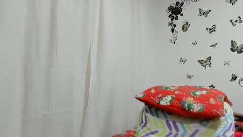 Snapshot of jenniferloveyou chatting on 12.27.24 jenniferloveyou online show from 12.27.24