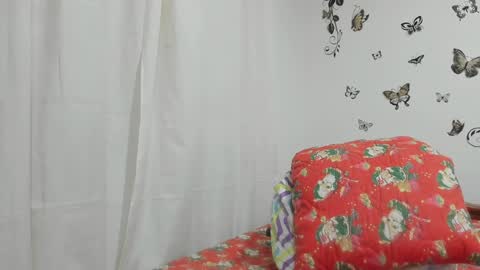 Snapshot of jenniferloveyou chatting on 12.31.24 jenniferloveyou online show from 12.31.24