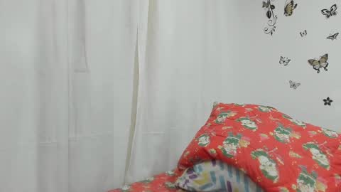 Snapshot of jenniferloveyou chatting on 01.19.25 jenniferloveyou online show from 01.19.25