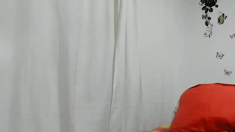 Snapshot of jenniferloveyou chatting on 02.06.25 jenniferloveyou online show from 02.06.25