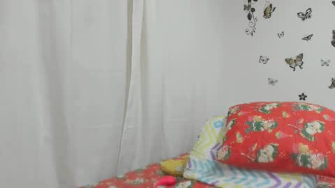 Snapshot of jenniferloveyou chatting on 02.28.25 jenniferloveyou online show from 02.28.25