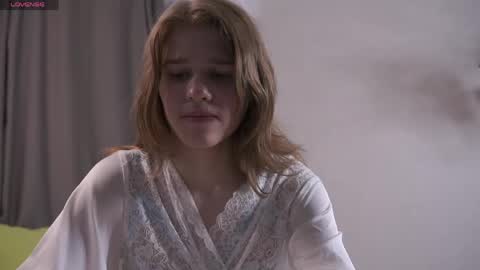 Sofia  online show from 04.28.26
