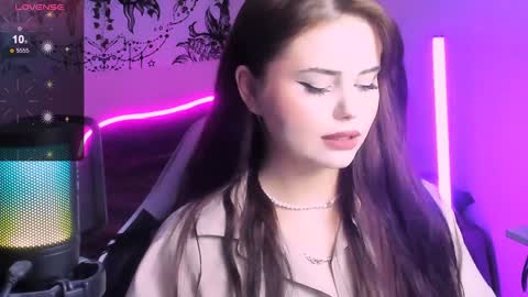 Jenni online show from 12.21.24