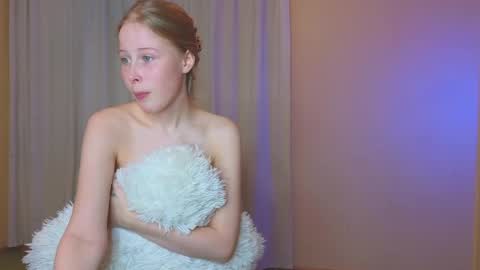 Snapshot of jenny_angelok chatting on 12.26.24 Next broadcast on December 05 subject to change online show from 12.26.24