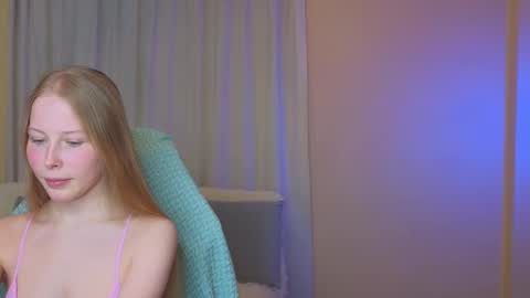 Snapshot of jenny_angelok chatting on 01.23.25 Next broadcast on December 05 subject to change online show from 01.23.25