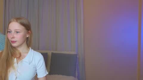 Snapshot of jenny_angelok chatting on 02.28.25 Next broadcast on December 05 subject to change online show from 02.28.25