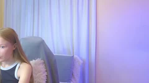 Snapshot of jenny_angelok chatting on 09.15.25 Next broadcast on December 05 subject to change online show from 09.15.25