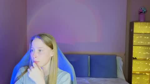 Snapshot of jenny_angelok chatting on 04.12.26 Next broadcast on December 05 subject to change online show from 04.12.26