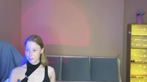 Snapshot of jenny_angelok chatting on 04.13.26 Next broadcast on December 05 subject to change online show from 04.13.26