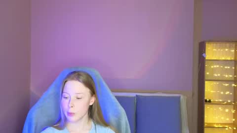 Snapshot of jenny_angelok chatting on 04.15.26 Next broadcast on December 05 subject to change online show from 04.15.26