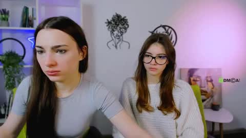 Snapshot of jenny_donne chatting on 03.17.26 jenny_donne online show from 03.17.26