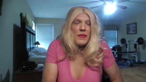 Snapshot of jenny_gurl2021 chatting on 02.10.26 jenny gurl online show from 02.10.26