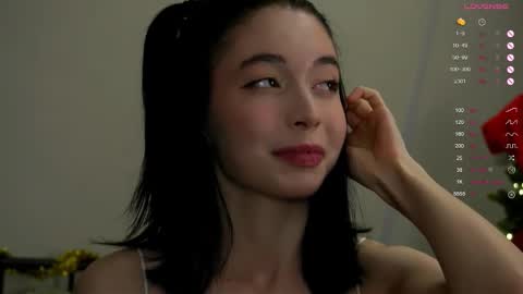 Snapshot of jenny_lylu chatting on 12.14.25 Ori online show from 12.14.25