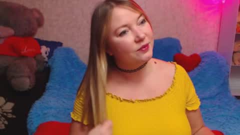 Snapshot of jenny_oliviawow chatting on 12.04.25 All the most interesting in private. my room for my smile online show from 12.04.25